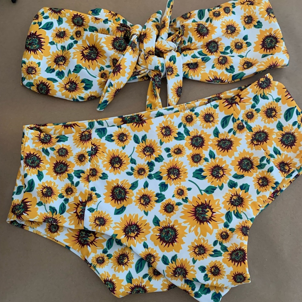 Zaful medium sunflower cheeky high rise bikini